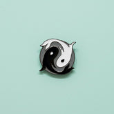 " Yin & Yang " T&B Enamel Pins