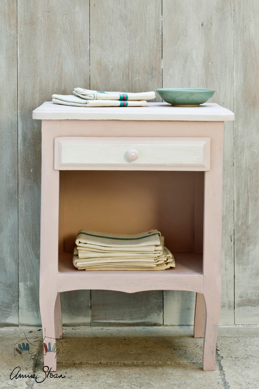 Antoinette Annie Sloan Chalk Paint®